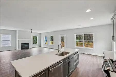 New construction Single-Family house 3128 Stonegate Dr Sw, Atlanta, GA 30331 Quartz- photo 13 13