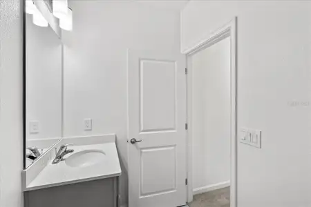 New construction Townhouse house 10525 Ebb Tide Ln, Orlando, FL 32821 - image 6