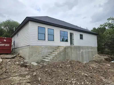 New construction Single-Family house 664 Luehlfing Dr, Canyon Lake, TX 78133 - image