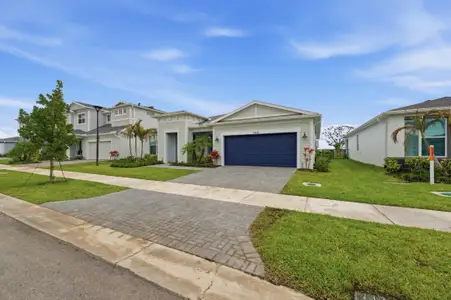 New construction Single-Family house 13621 Sw Bally Dr, Port St. Lucie, FL 34987 - image