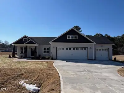 New construction Single-Family house 100 Lynn Ln, Selma, NC 27576 - image