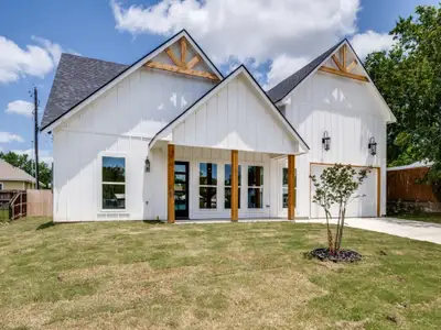 New construction Single-Family house 204 W Collins, Decatur, TX 76234 - image