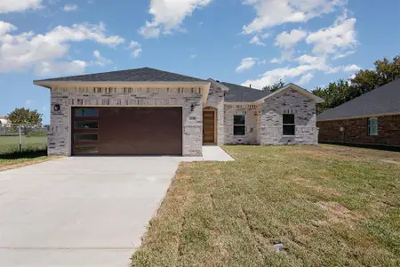 New construction Single-Family house 230 Flying Bridge Dr, Gun Barrel City, TX 75156 - image