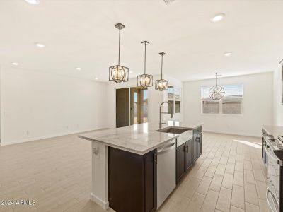 New construction Single-Family house 17583 W Jefferson St, Goodyear, AZ 85338 Onyx - photo 8 8