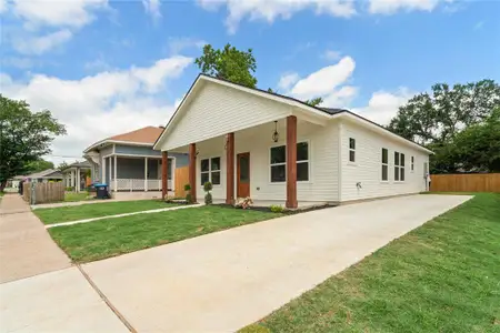 New construction Single-Family house 1015 Stella St, Fort Worth, TX 76104 - image