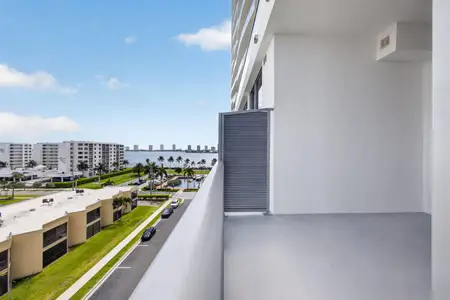 New construction Condo house 220 Lake Shore Dr, Unit 617, Lake Park, FL 33403 - image