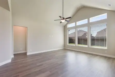 New construction Single-Family house 718 Cherry Bark Trl, Waxahachie, TX 75165 Raleigh- photo 6 6