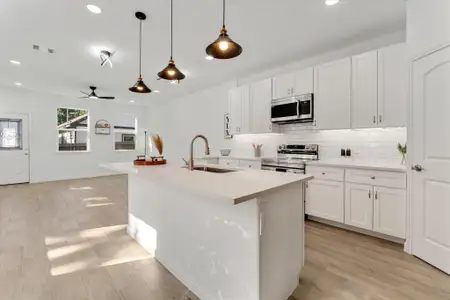 New construction Single-Family house 11380 Underwood St, Willis, TX 77318 - image 15