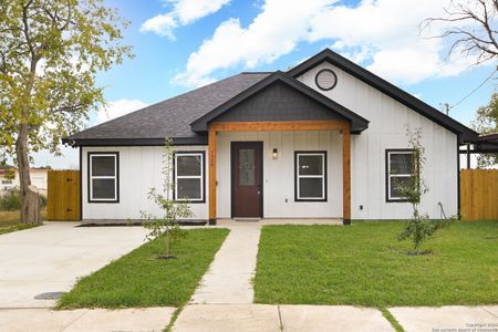 New construction Single-Family house 1526 Norfleet St, San Antonio, TX 78208 - photo 0