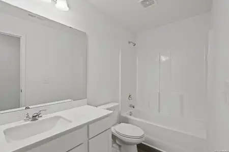 New construction Single-Family house 14305 Heartwood Xing, San Antonio, TX 78252 plan Spectra - image 16