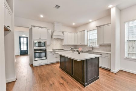 New construction Single-Family house 2511 S Houston Ave, Pearland, TX 77581 plan Sloan-C - image 11