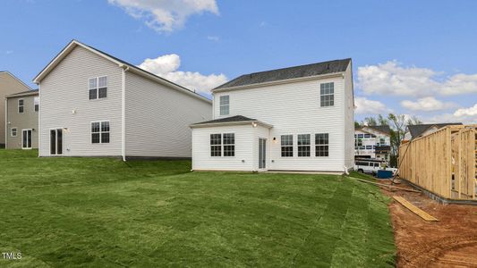 New construction Single-Family house 188 River Bank Rd, Fuquay Varina, NC 27526 The Darwin- photo 25 25