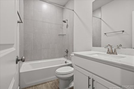 New construction Single-Family house 1848 Heritage Maples, New Braunfels, TX 78132 plan Connor - image 6