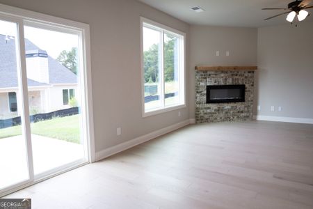 New construction Single-Family house 6 Leverett Dr, Newnan, GA 30265 Olson B- photo 16 16