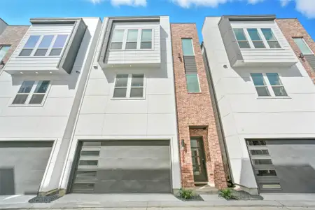New construction Single-Family house 3006 Lamar St, Houston, TX 77003 - image