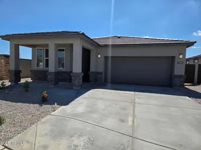 New construction Single-Family house 15470 W Desert Hollow Dr, Surprise, AZ 85387 plan Easton - image
