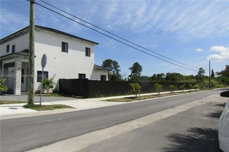 New construction Single-Family house 11998 Sw 232Nd St, Miami, FL 33170 - image