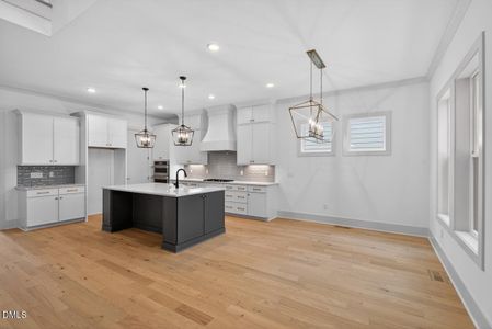 New construction Single-Family house 2802 Pathway Dr, Chapel Hill, NC 27516 - image 8