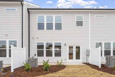 New construction Townhouse house 1040 Westerland Way, Unit 212, Durham, NC 27703 null- photo 10 10