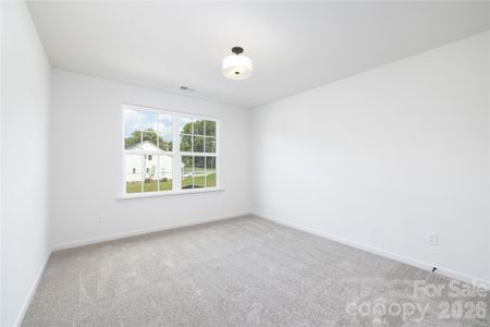 New construction Single-Family house 537 Dawn Cir, Charlotte, NC 28213 - image 19