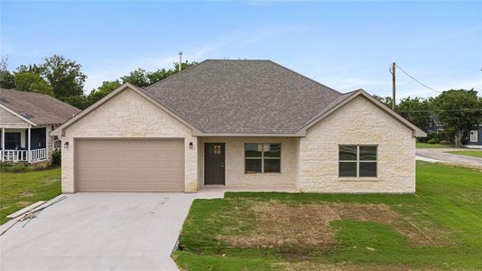 New construction Single-Family house 209 W Bonham St, Tom Bean, TX 75489 - image