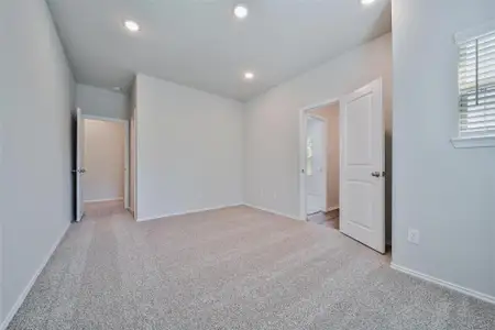 New construction Single-Family house 1410 Glenoaks Dr, Conroe, TX 77385 - image