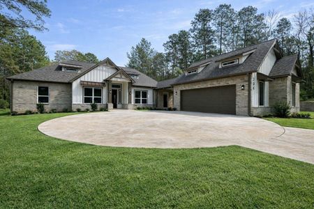 New construction Single-Family house 236 Dipping Vat Rd, Huntsville, TX 77358 - image