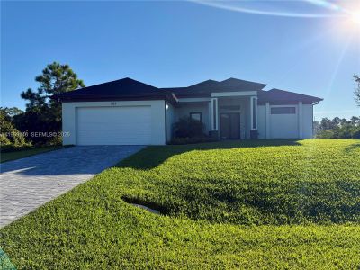 New construction Single-Family house 1023 Bank Ave, Lehigh Acres, FL 33974 - image