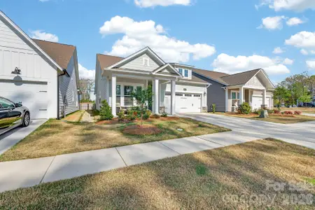 New construction Single-Family house 1030 Idyllic Ln, Waxhaw, NC 28173 - image