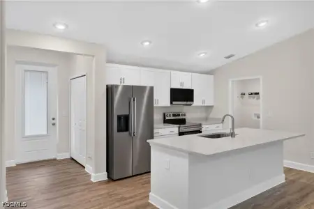 New construction Single-Family house 2219 Nw 26Th St, Cape Coral, FL 33993 plan The Sunset Harbor - image 10