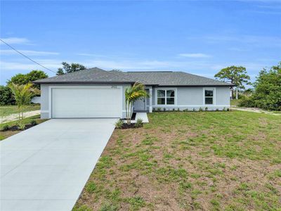 New construction Single-Family house 310 Ne 9Th Ter, Cape Coral, FL 33909 - image