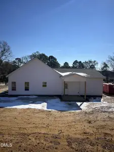 New construction Single-Family house 1709 Elizabeth Dr, Kinston, NC 28504 - image