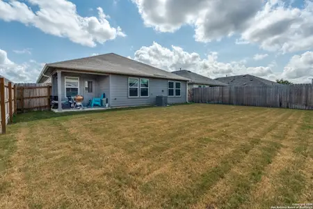 New construction Single-Family house 327 Elephants Ear Dr, New Braunfels, TX 78130 - image