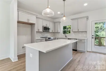 New construction Townhouse house 422 Bogue Dr, Unit 22, Fort Mill, SC 29708 - image 8