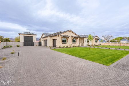 New construction Single-Family house 6930 N 178Th Ln, Waddell, AZ 85355 - image