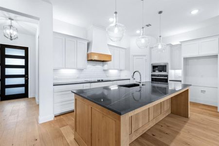 New construction Single-Family house 913 Beall St, Denton, TX 76207 - image 13