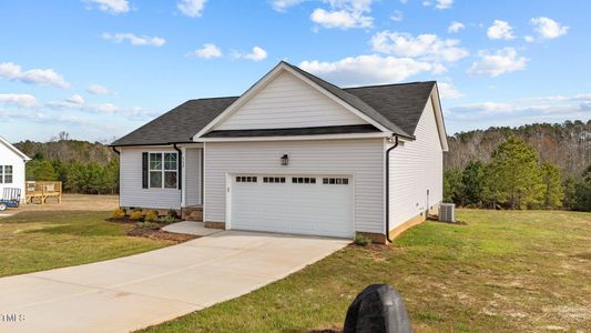 New construction Single-Family house 115 Brookhaven Dr, Spring Hope, NC 27882 null- photo 2 2