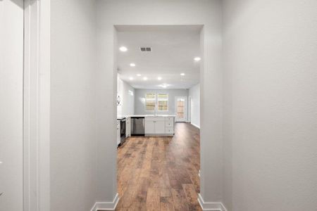 New construction Single-Family house 2310 Castillo Dr, Unit 71, Round Rock, TX 78664 - image 13