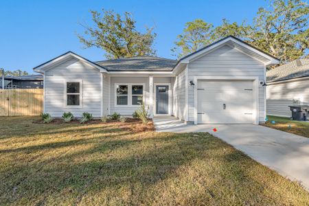 New construction Single-Family house 15 Shebbi Ln, Freeport, FL 32439 - image