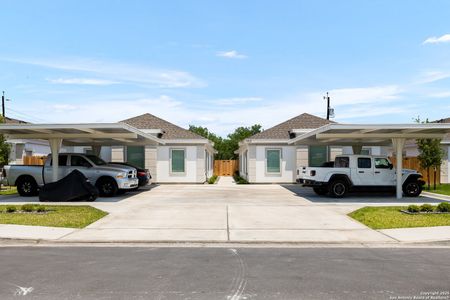 New construction Multi-Family house 7810 N 58Th Ln, Mission, TX 78573 - image