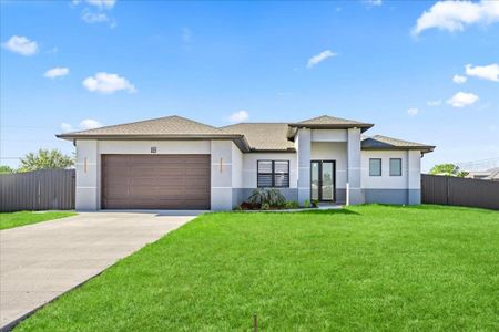 New construction Single-Family house 122 Ne 11Th Ter, Cape Coral, FL 33909 - image
