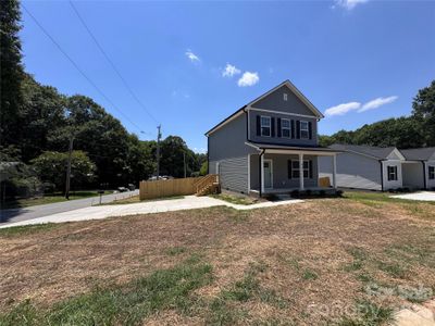 New construction Single-Family house 401 N Firestone St, Gastonia, NC 28052 - image