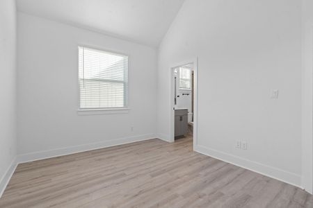 New construction Single-Family house 6810 Montana St, Unit 2, Austin, TX 78741 - photo 13 13