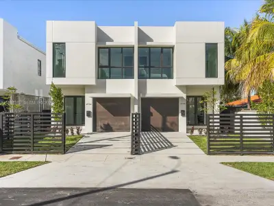 New construction Townhouse house 2732 Sw 31St Ave, Miami, FL 33133 - image