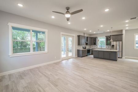 New construction Single-Family house Tampa, FL 33611 - photo 19 19