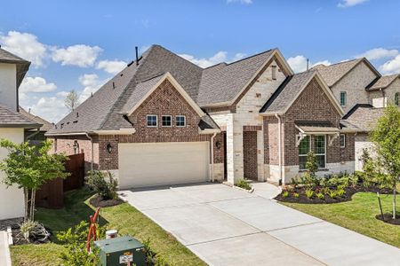 New construction Single-Family house 16167 Sheridan River Trl, Conroe, TX 77302 plan 4519 Elevation D - image