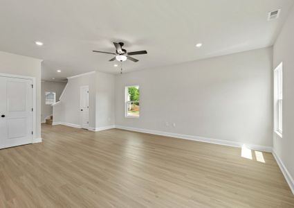 New construction Single-Family house 1429 Nia Rd, Charlotte, NC 28215 plan Camden - image 13