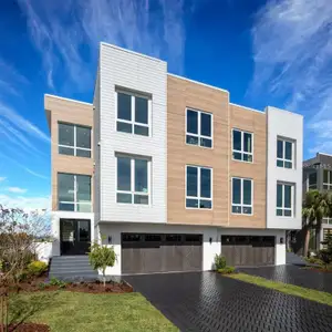 New construction Townhouse house 322 Capri Blvd, Treasure Island, FL 33706 - image
