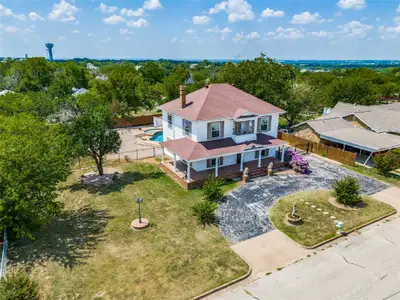 New construction Single-Family house 1211 Cherokee St, Weatherford, TX 76086 - image