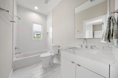 New construction Single-Family house 8672 Easthaven Blvd, Houston, TX 77075 - image 10